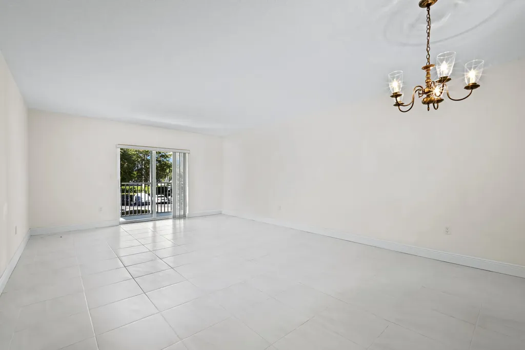 200 E Royal Palm Road Boca Raton FL 33432