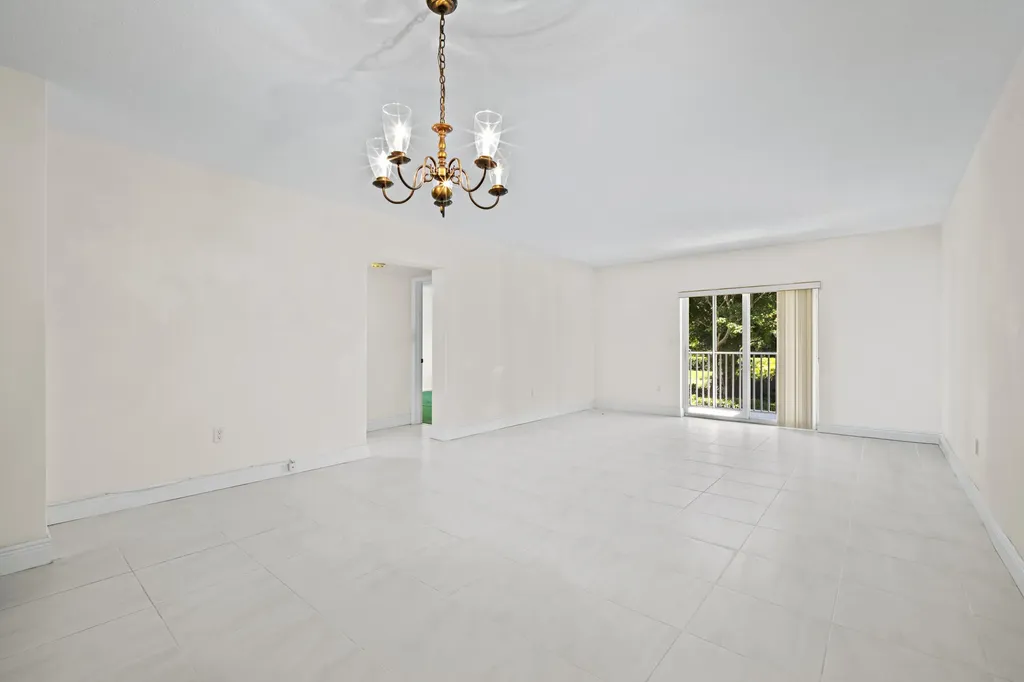 200 E Royal Palm Road Boca Raton FL 33432