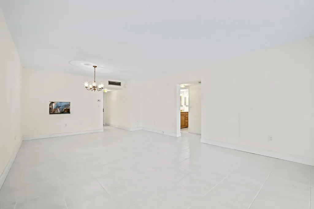 200 E Royal Palm Road Boca Raton FL 33432