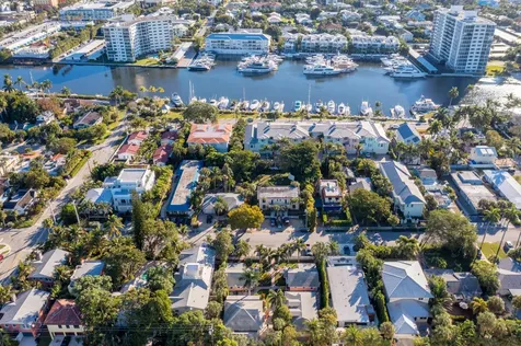 118 SE 7th Avenue Delray Beach FL 33483