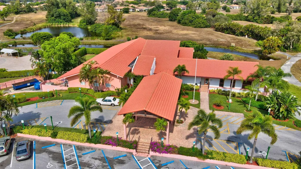13761 Flora Place Delray Beach FL 33484