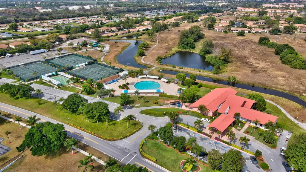 13761 Flora Place Delray Beach FL 33484