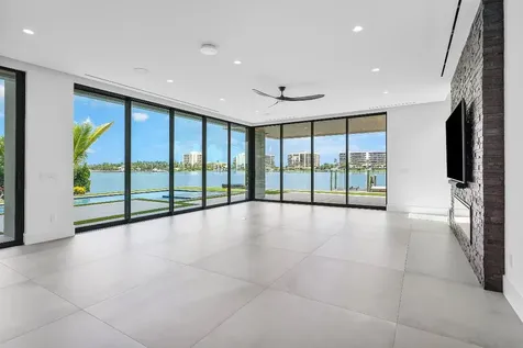 3445 Harbor Road N Jupiter FL 33469