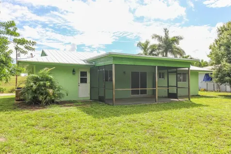 431 NE Julia Court Jensen Beach FL 34957