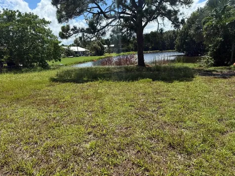 431 NE Julia Court Jensen Beach FL 34957