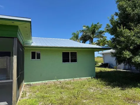 431 NE Julia Court Jensen Beach FL 34957