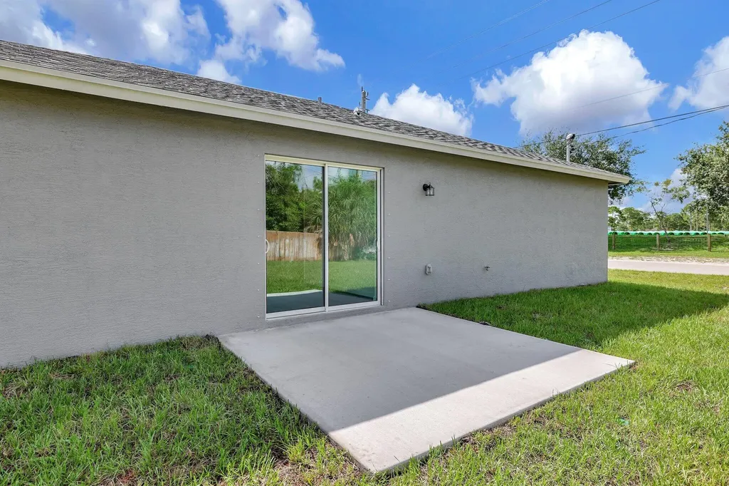 329 SW Ridgecrest Drive Port St Lucie FL 34953