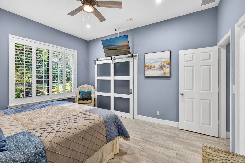 77 N Beach Road Jupiter Island FL 33455