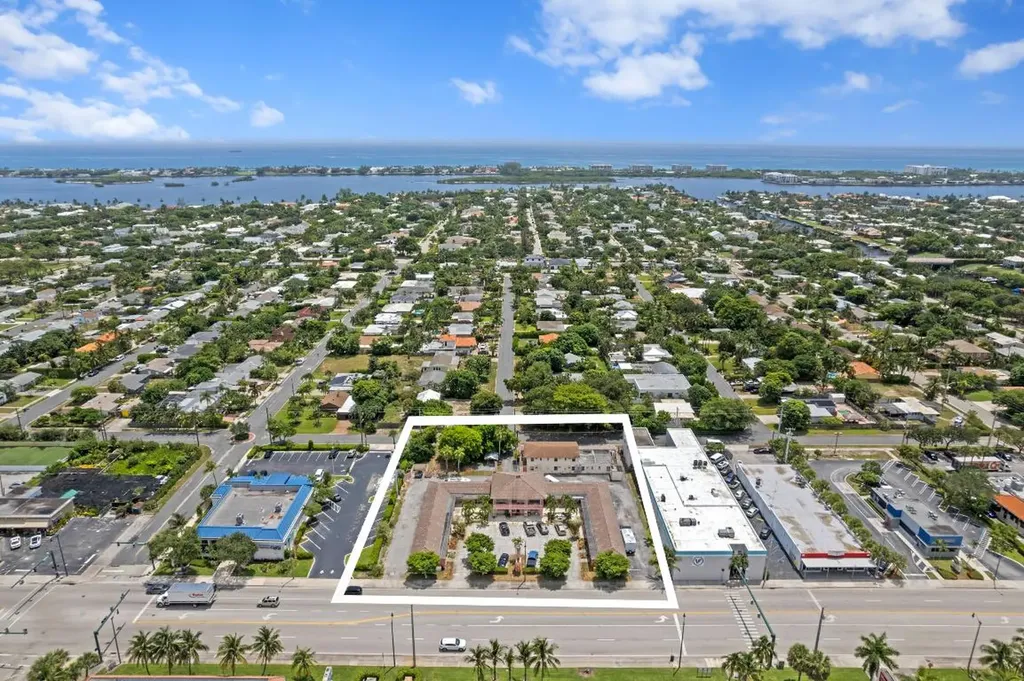 7800 S Dixie Highway West Palm Beach FL 33405