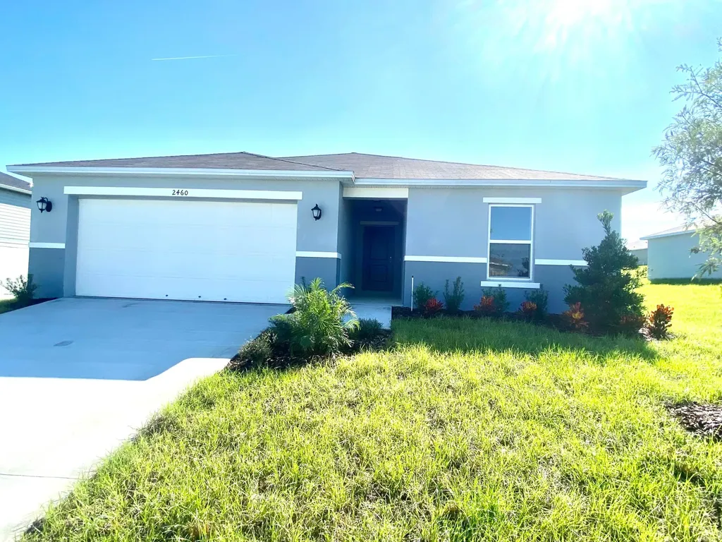 2460 Begonia Street Mascotte FL 34753