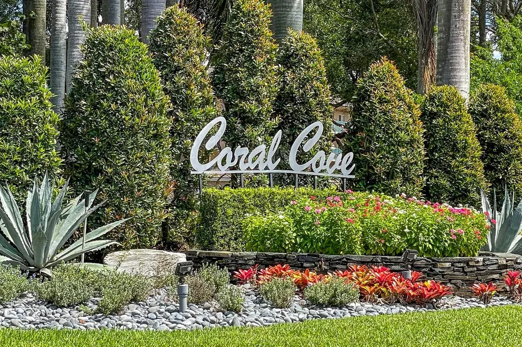 12547 Imperial Isle Drive Boynton Beach FL 33437