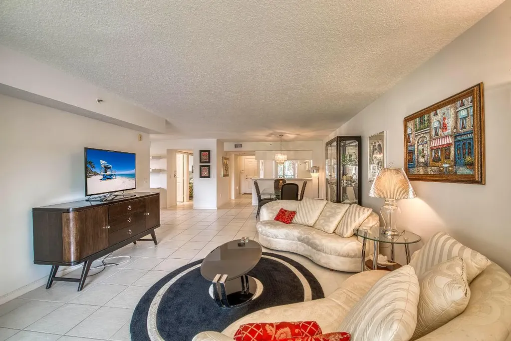 12547 Imperial Isle Drive Boynton Beach FL 33437