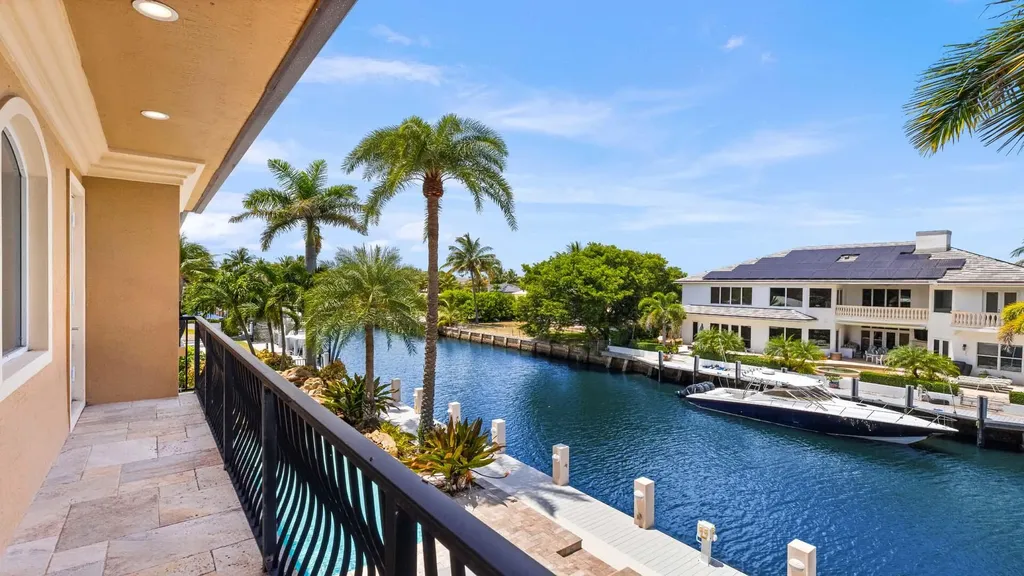 929 Banyan Drive Delray Beach FL 33483