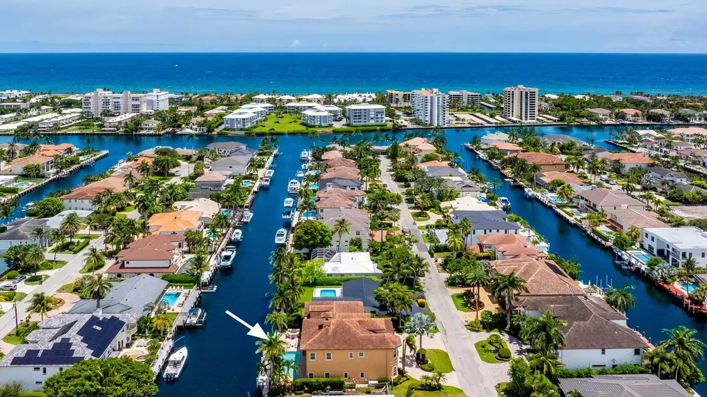 929 Banyan Drive Delray Beach FL 33483