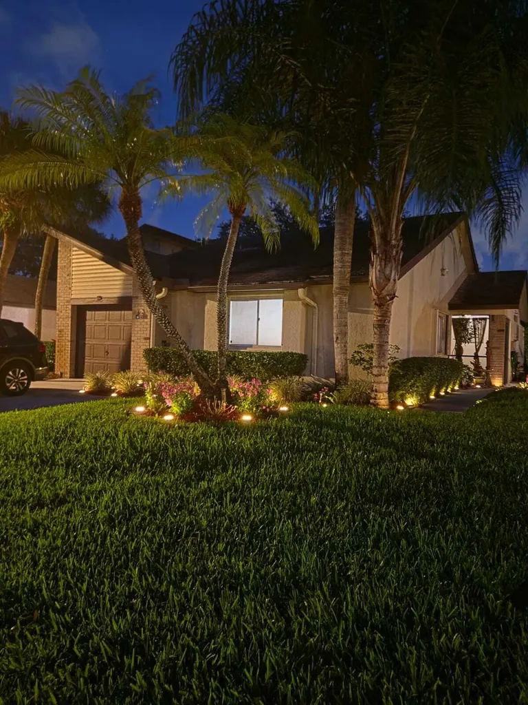 115 Ramblewood Circle Royal Palm Beach FL 33411