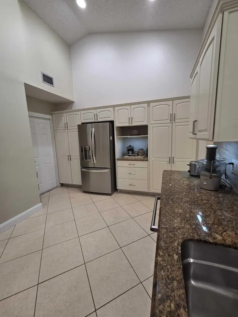 115 Ramblewood Circle Royal Palm Beach FL 33411