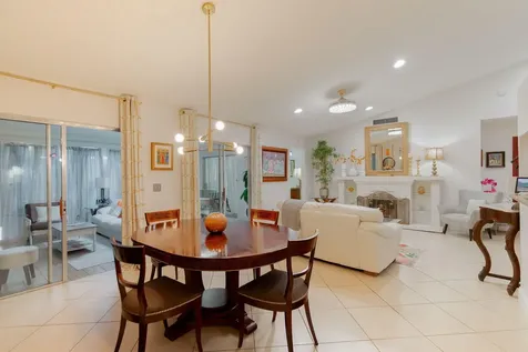 115 Ramblewood Circle Royal Palm Beach FL 33411