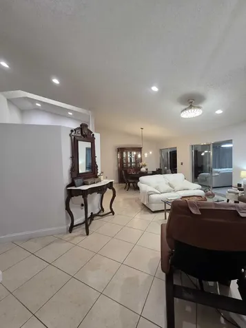 115 Ramblewood Circle Royal Palm Beach FL 33411