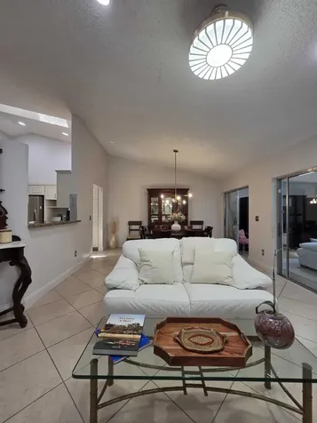 115 Ramblewood Circle Royal Palm Beach FL 33411