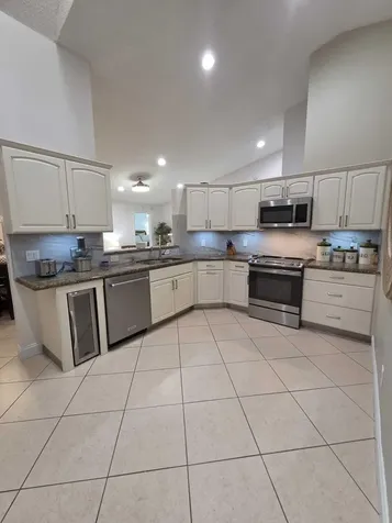 115 Ramblewood Circle Royal Palm Beach FL 33411