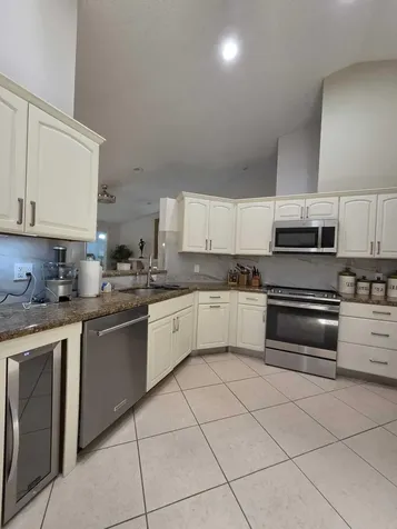 115 Ramblewood Circle Royal Palm Beach FL 33411
