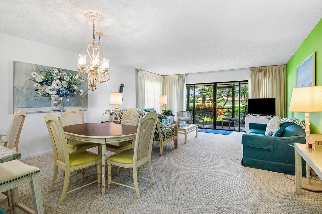 4085 Kittiwake Court Boynton Beach FL 33436