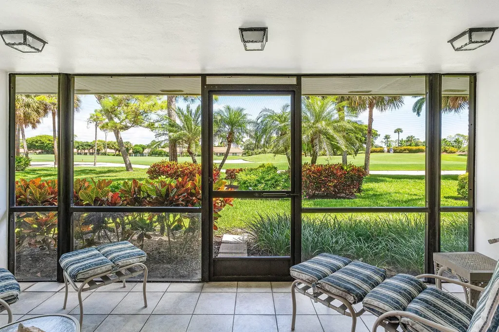 4085 Kittiwake Court Boynton Beach FL 33436