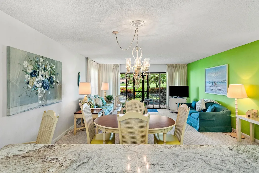 4085 Kittiwake Court Boynton Beach FL 33436