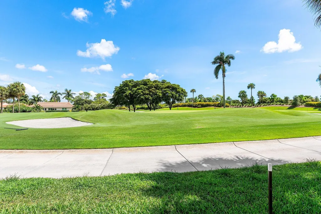 4085 Kittiwake Court Boynton Beach FL 33436