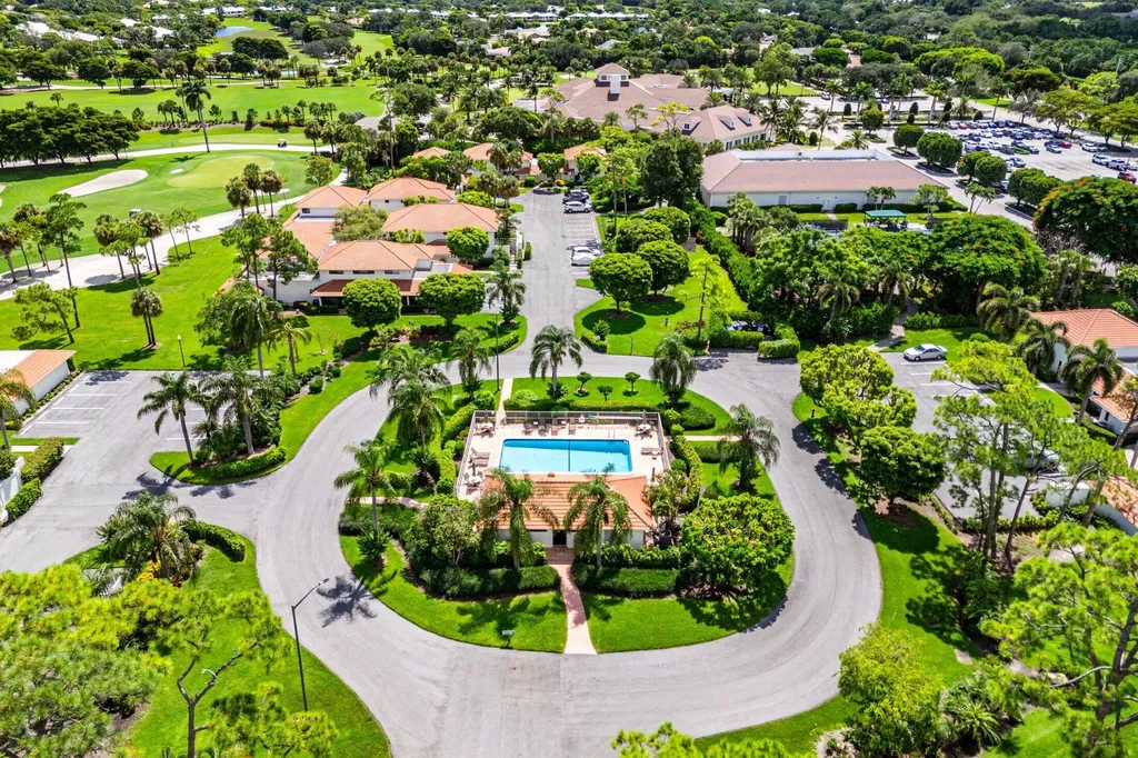 4085 Kittiwake Court Boynton Beach FL 33436