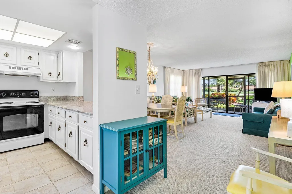 4085 Kittiwake Court Boynton Beach FL 33436