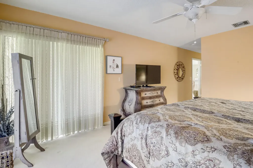 5314 Fountains Drive S Lake Worth FL 33467