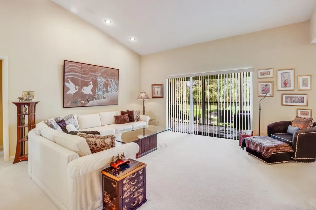 5314 Fountains Drive S Lake Worth FL 33467