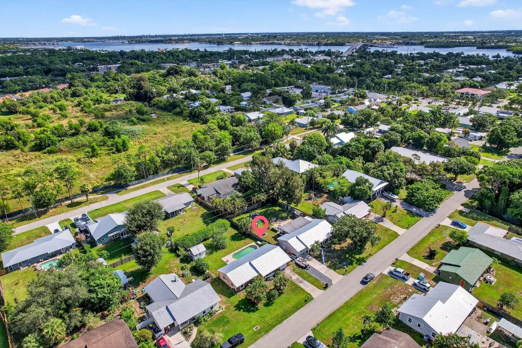 1413 SW Thelma Street Palm City FL 34990