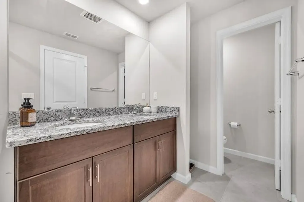 5688 Mentmore Drive Mangonia Park FL 33407