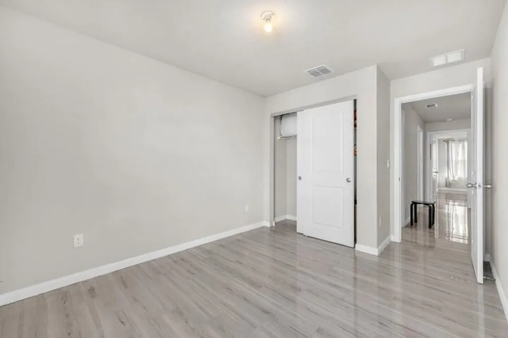 5688 Mentmore Drive Mangonia Park FL 33407