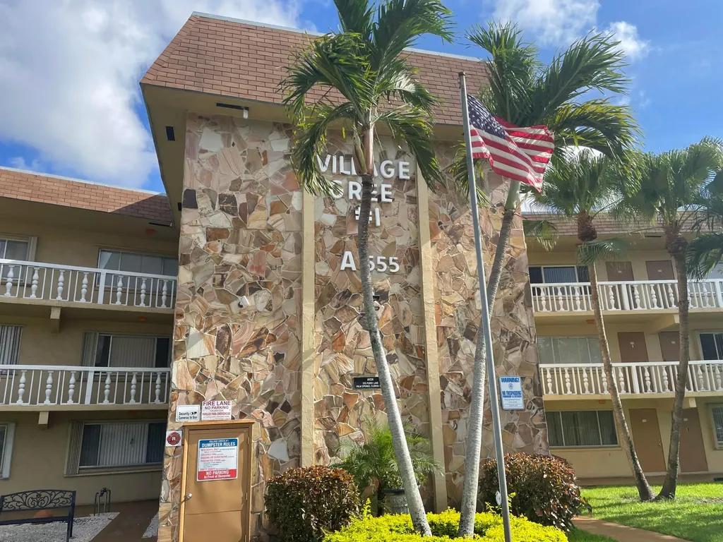 555 Purdy Lane Palm Springs FL 33461