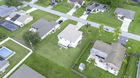 2025 SW Capeador Street Port St Lucie FL 34953