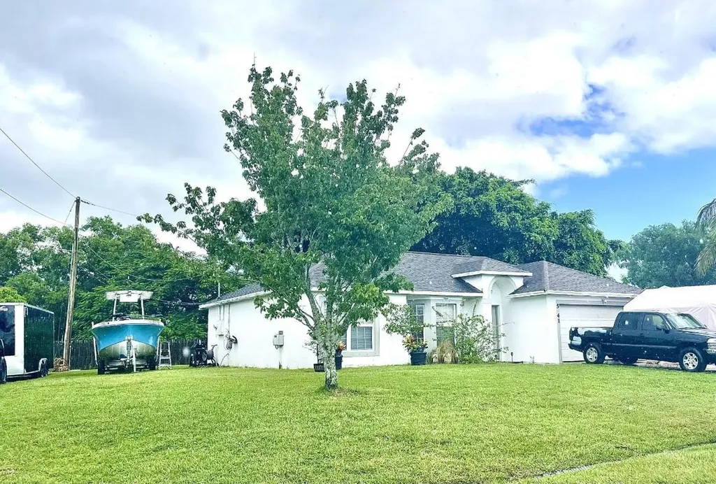 5141 NW Ever Road Port St Lucie FL 34983
