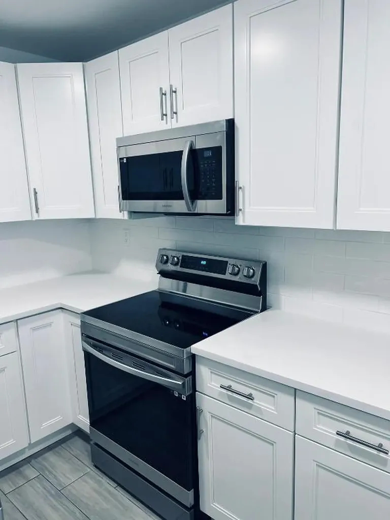 930 N 14 Court Hollywood FL 33020