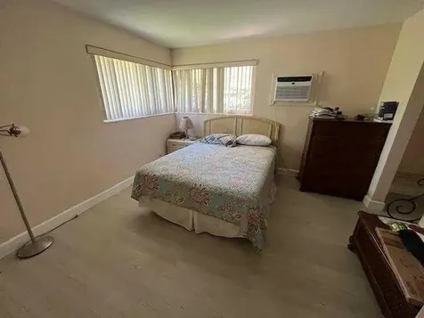 330 Long Island Avenue Fort Lauderdale FL 33312