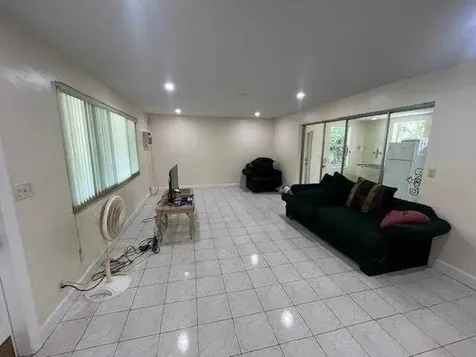 330 Long Island Avenue Fort Lauderdale FL 33312