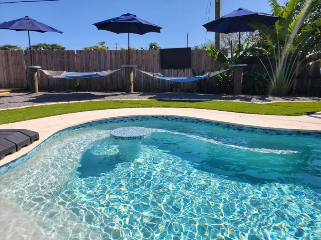 270 NW 36th Street Boca Raton FL 33431