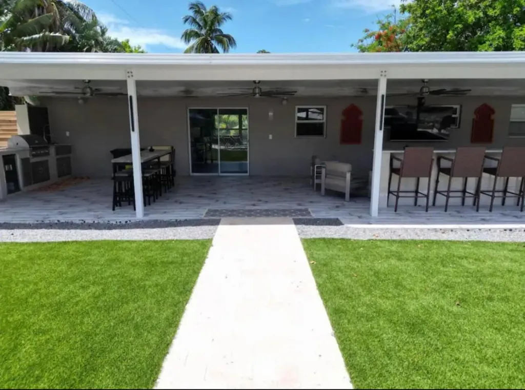 270 NW 36th Street Boca Raton FL 33431