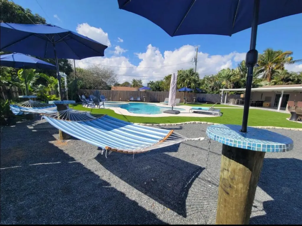 270 NW 36th Street Boca Raton FL 33431