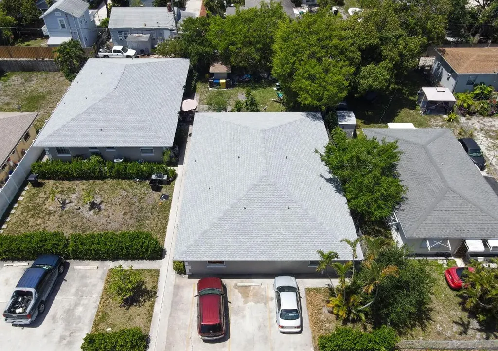 909 S N Street Lake Worth Beach FL 33460