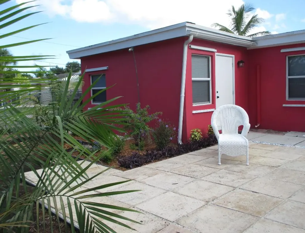 626 Minnesota Street Lantana FL 33462