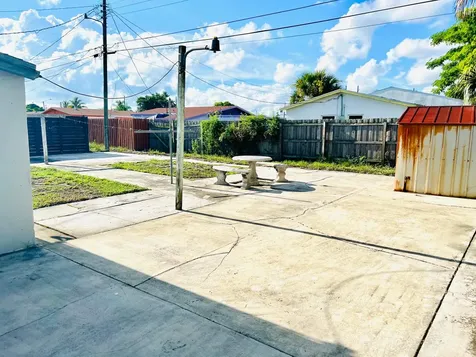 1311 W 3rd Street Riviera Beach FL 33404