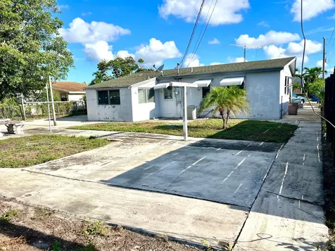 1311 W 3rd Street Riviera Beach FL 33404