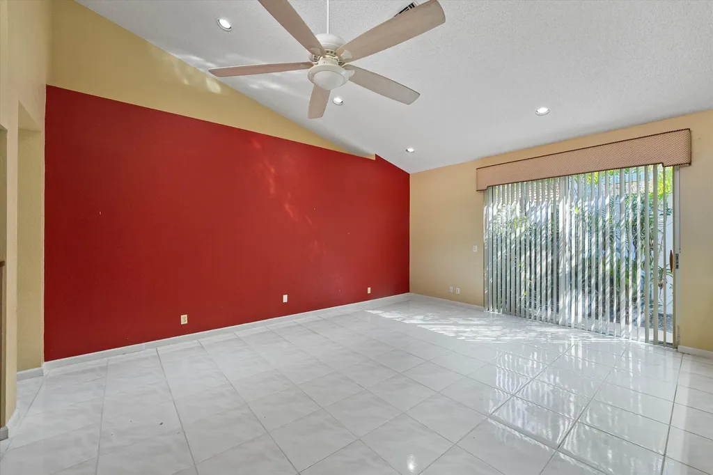 10860 Fairmont Village Drive Lake Worth FL 33449